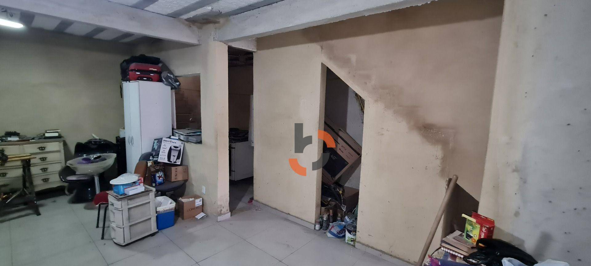 Casa à venda com 3 quartos, 241m² - Foto 32