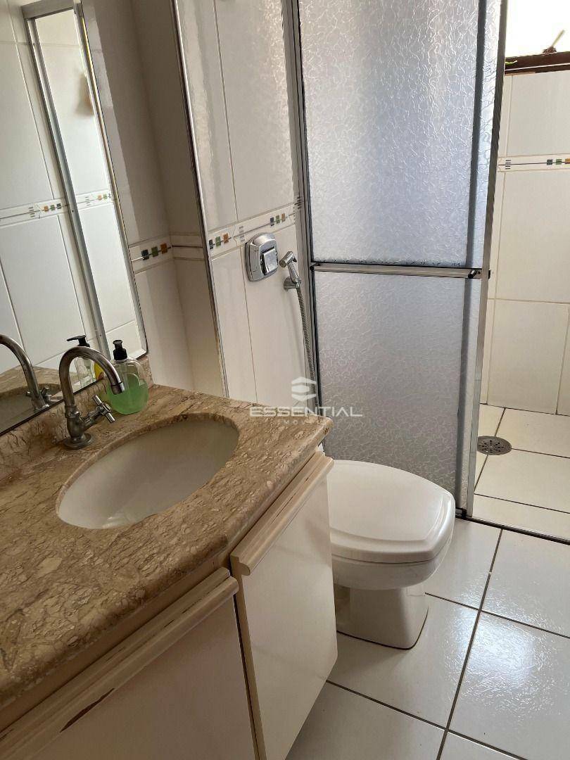 Apartamento à venda com 2 quartos, 77m² - Foto 18