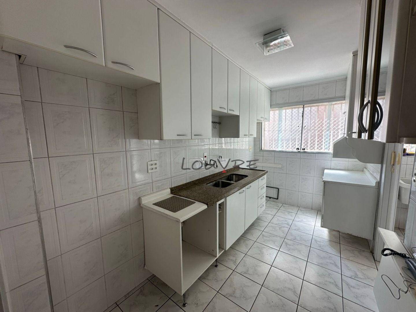 Apartamento para alugar com 3 quartos, 148m² - Foto 13