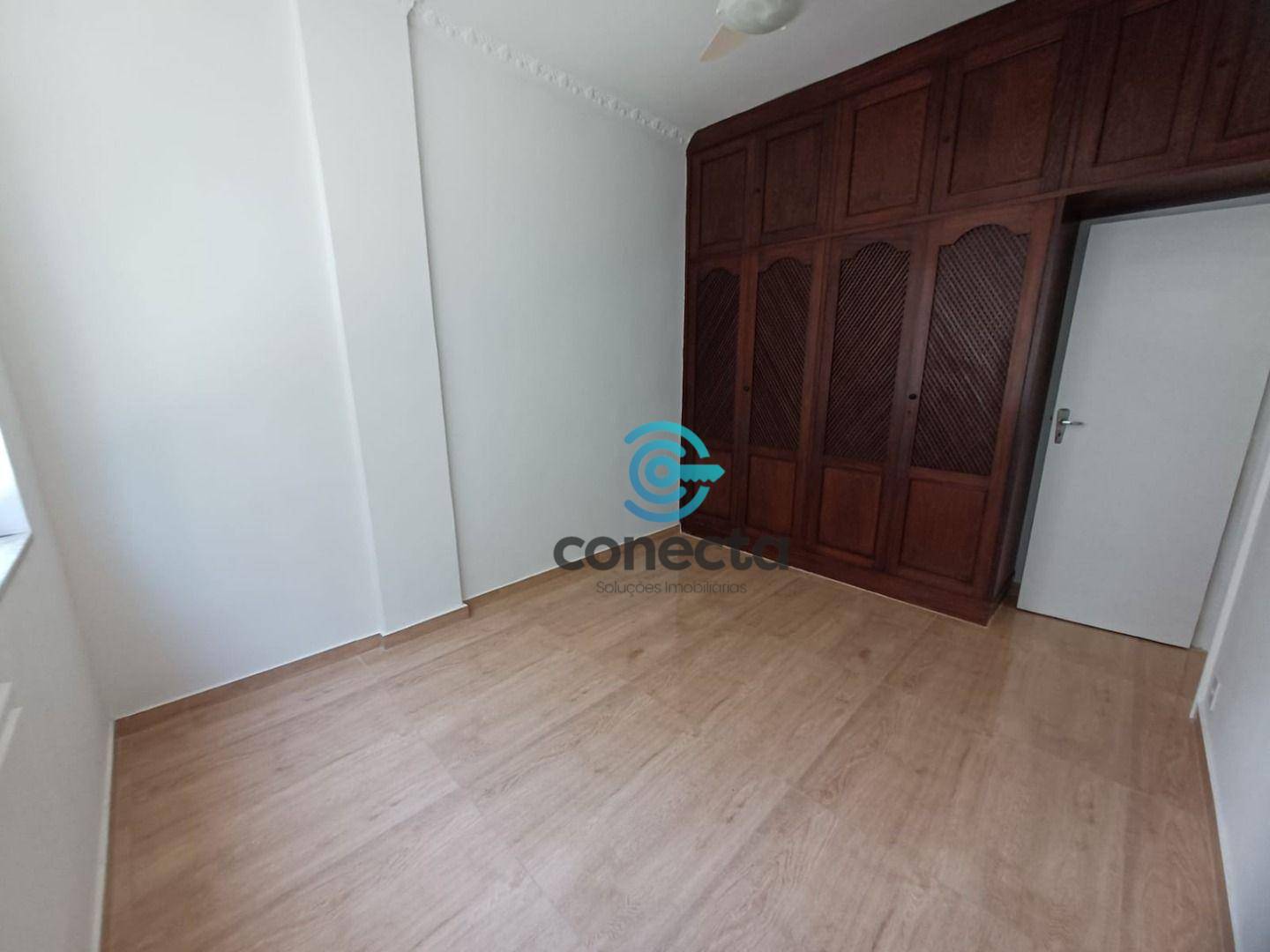 Apartamento para alugar com 3 quartos, 130m² - Foto 8