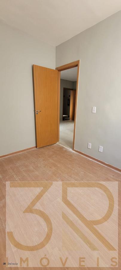 Apartamento à venda com 2 quartos, 45m² - Foto 12