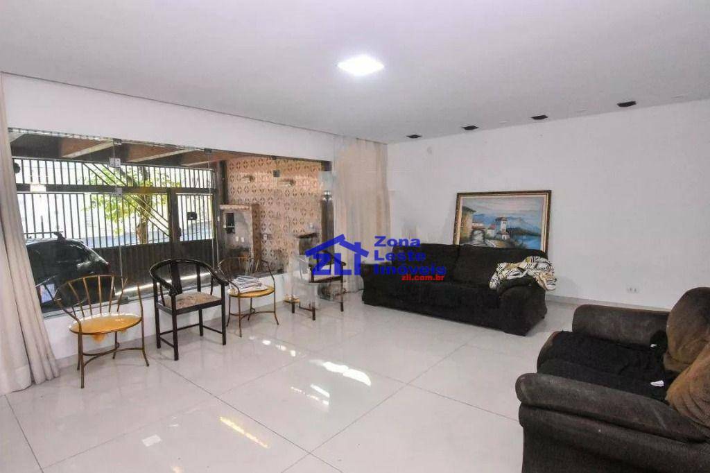 Sobrado à venda com 3 quartos, 264m² - Foto 4