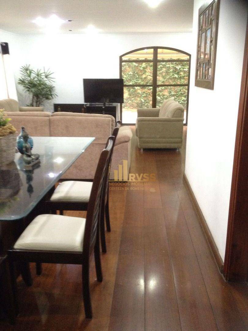 Apartamento à venda com 3 quartos, 142m² - Foto 3