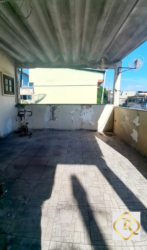 Casa à venda com 4 quartos, 160m² - Foto 17