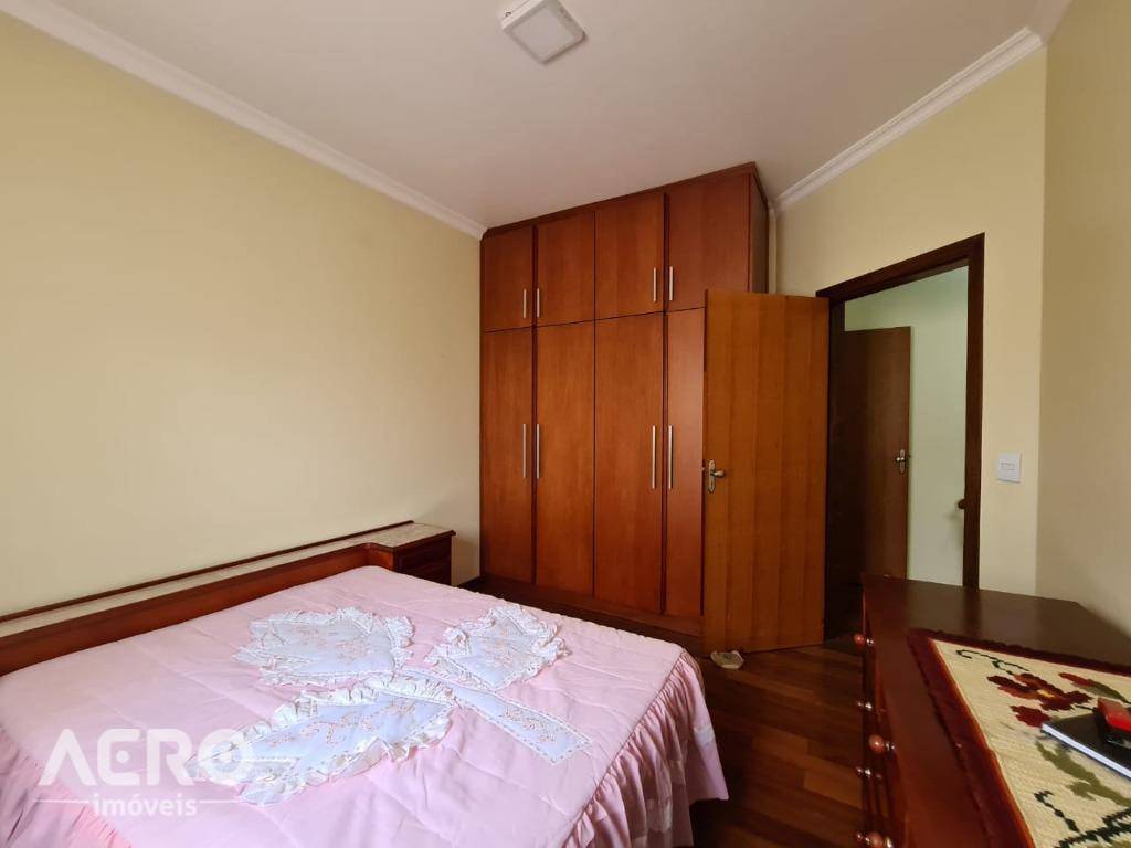 Casa de Condomínio à venda com 3 quartos, 270m² - Foto 39