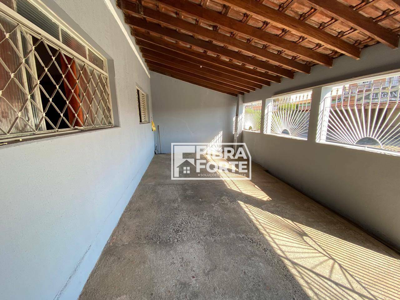 Casa, 3 quartos, 215 m² - Foto 4