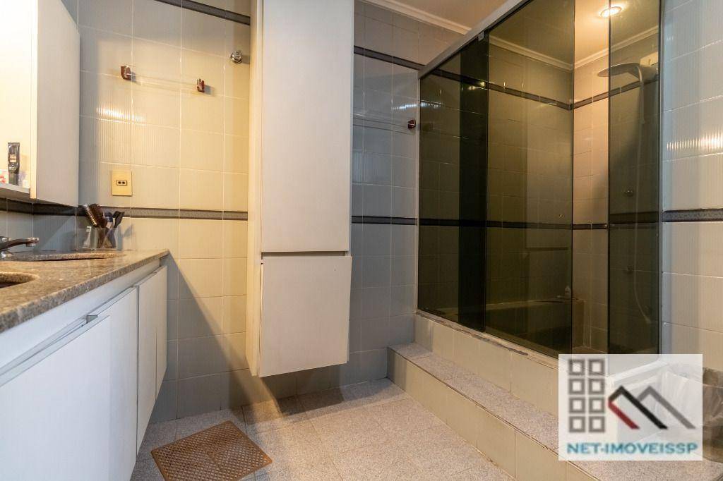 Apartamento à venda com 4 quartos, 246m² - Foto 46