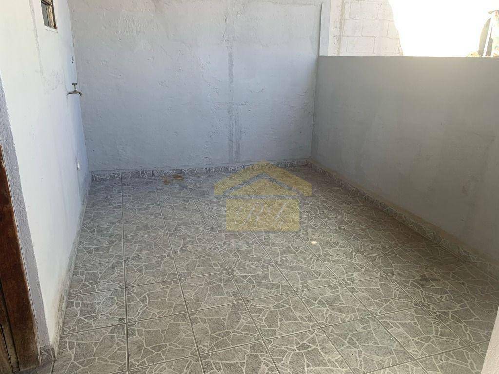 Casa à venda com 3 quartos, 150m² - Foto 12