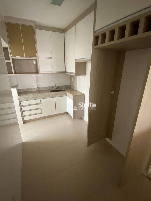 Apartamento à venda com 3 quartos, 94m² - Foto 4