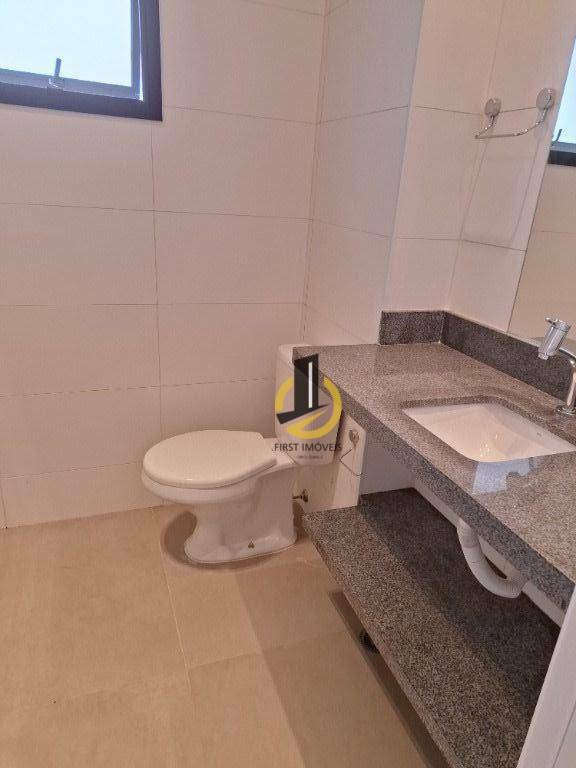 Apartamento para alugar com 2 quartos, 75m² - Foto 13