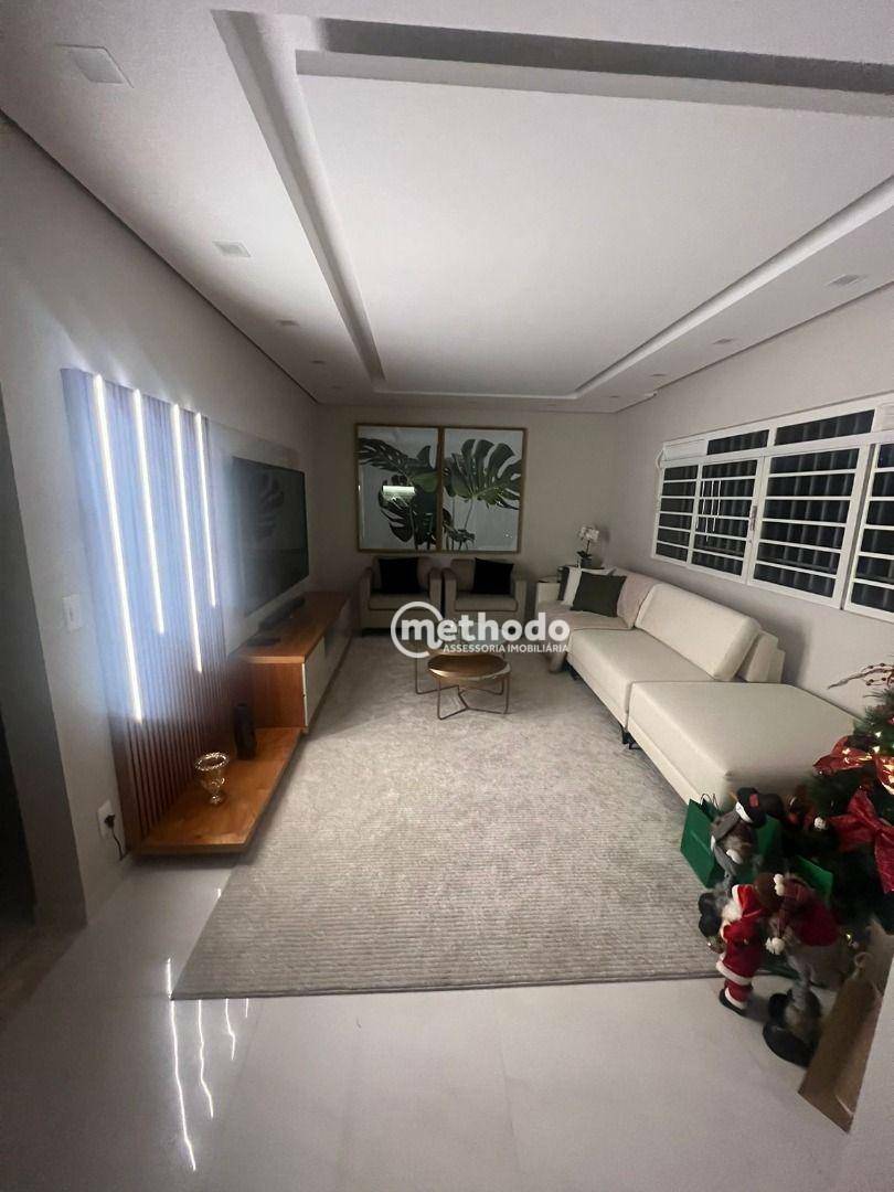 Casa à venda com 3 quartos, 285m² - Foto 3