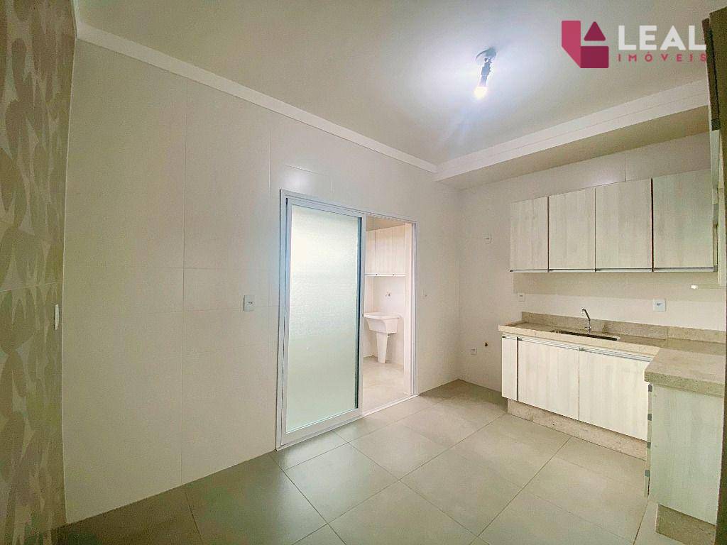 Apartamento, 3 quartos, 120 m² - Foto 4