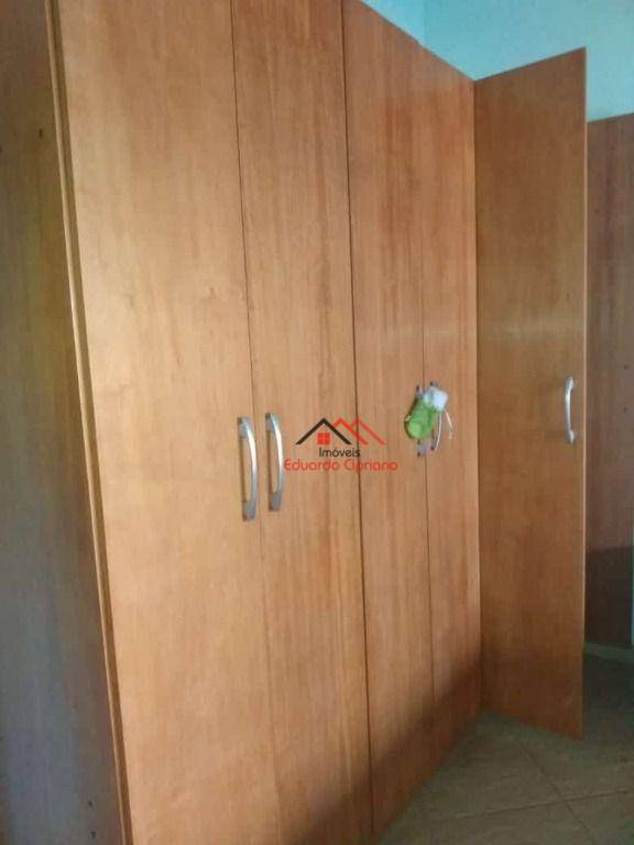 Sobrado à venda com 3 quartos, 262m² - Foto 8