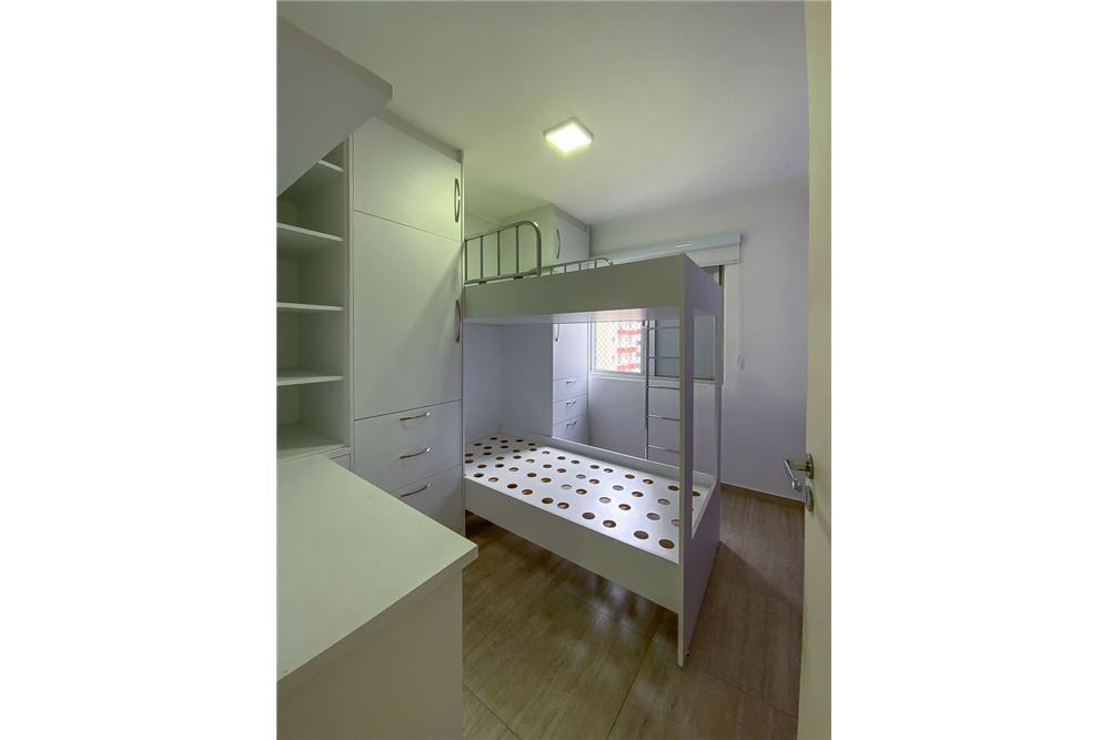 Apartamento à venda com 2 quartos, 65m² - Foto 4