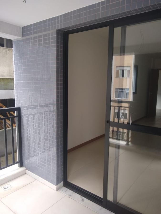 Apartamento à venda com 2 quartos, 56m² - Foto 19