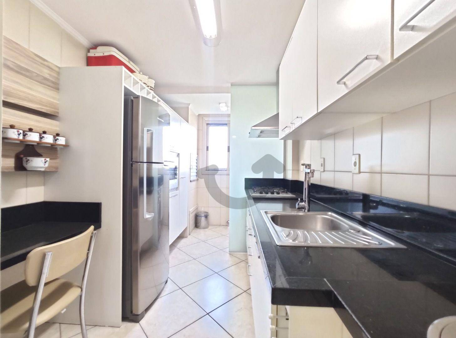 Apartamento à venda com 3 quartos, 117m² - Foto 8