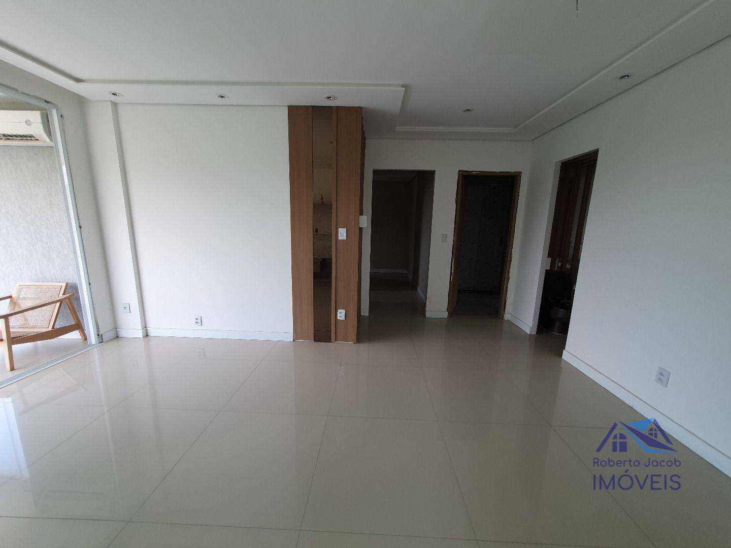 Apartamento à venda com 3 quartos, 127m² - Foto 3