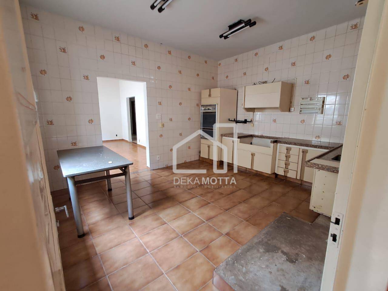 Casa à venda com 3 quartos, 234m² - Foto 11