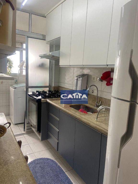 Apartamento à venda com 2 quartos, 60m² - Foto 17