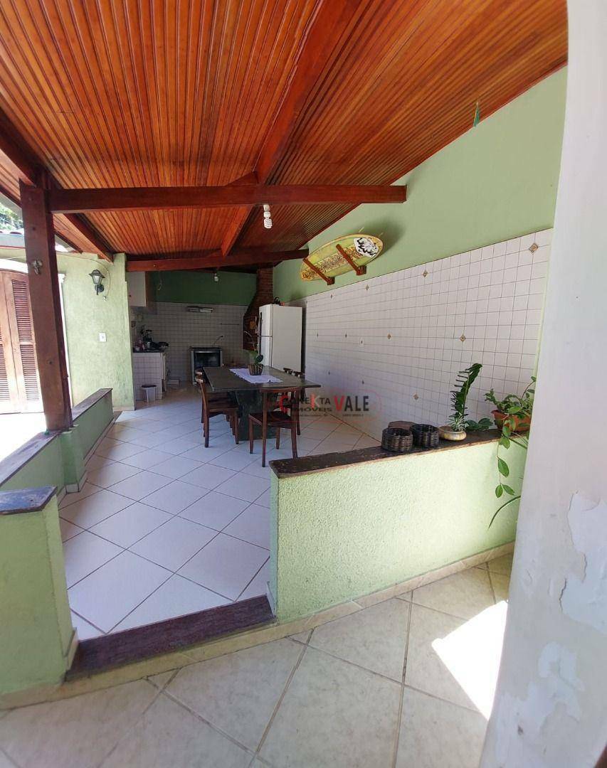 Sobrado à venda com 3 quartos, 200m² - Foto 19