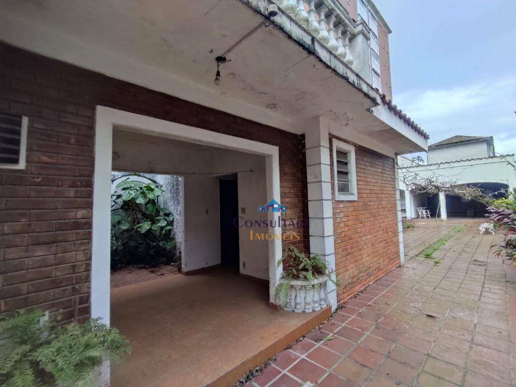 Casa para alugar com 4 quartos, 450m² - Foto 49