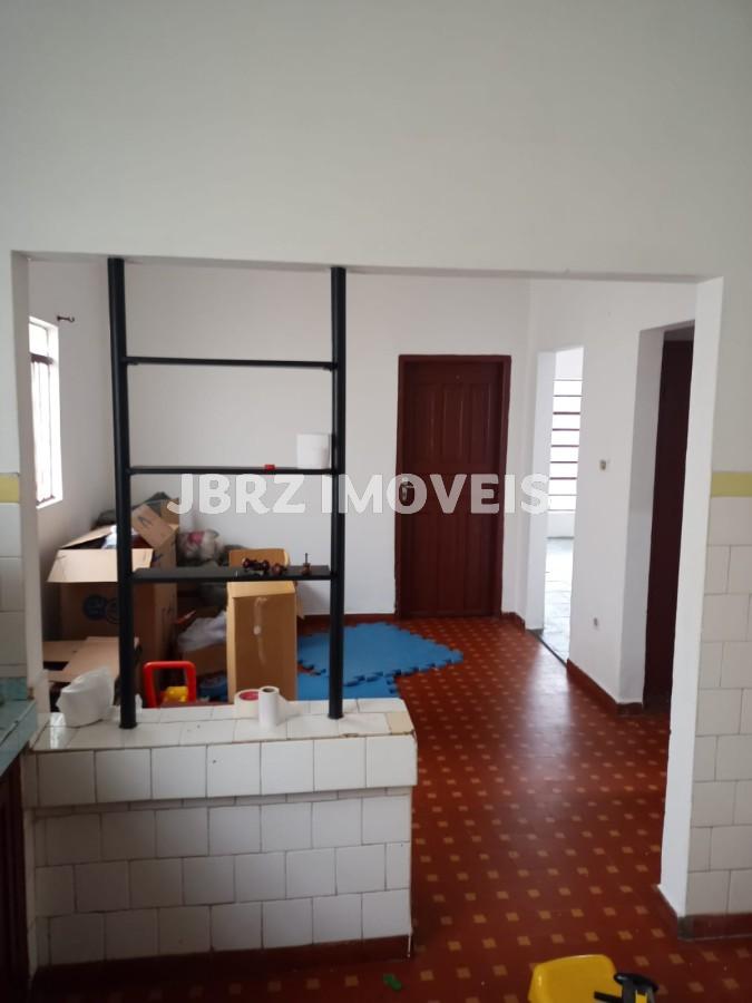 Casa à venda com 2 quartos, 256m² - Foto 11