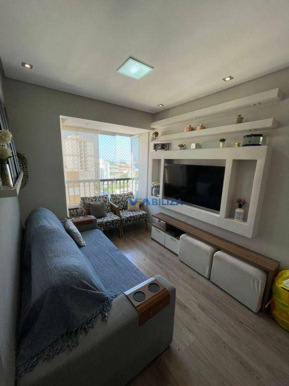 Apartamento à venda com 3 quartos, 67m² - Foto 1