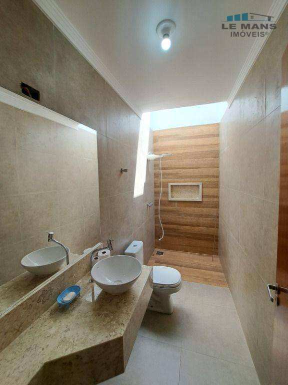 Casa à venda com 2 quartos, 75m² - Foto 13