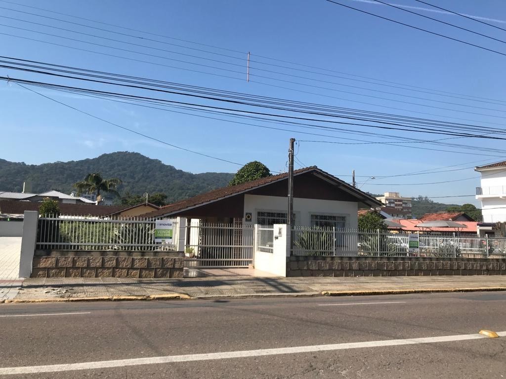 Prédio Inteiro à venda com 3 quartos, 120m² - Foto 2