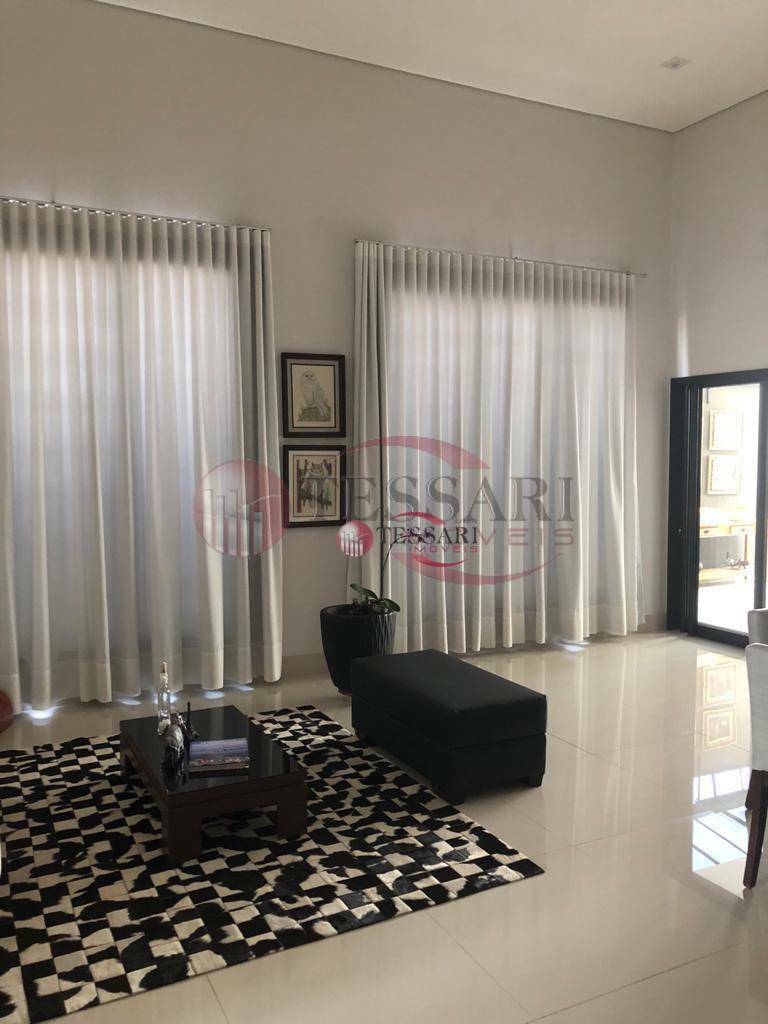 Casa à venda com 3 quartos, 230m² - Foto 21