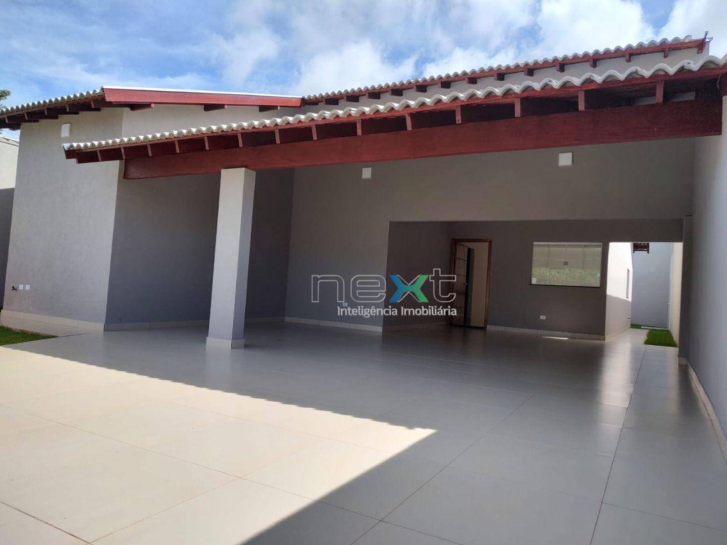 Casa à venda com 3 quartos, 180m² - Foto 2