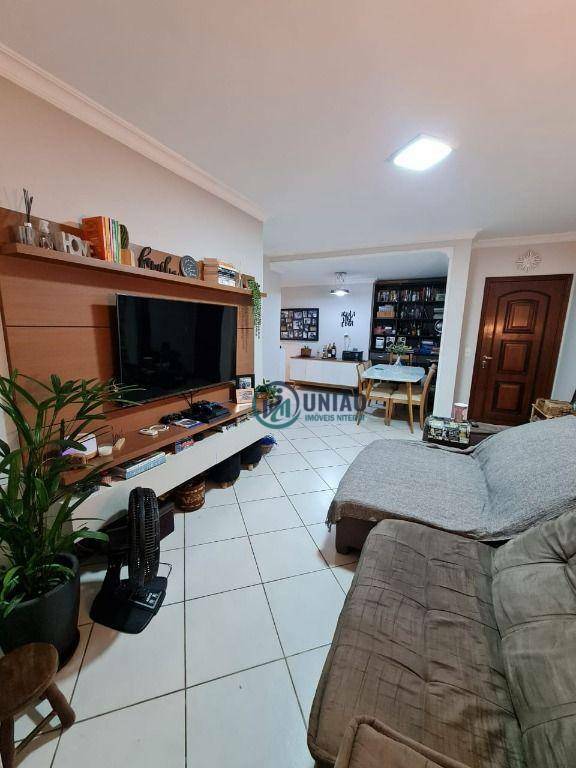 Apartamento à venda com 2 quartos, 80m² - Foto 8