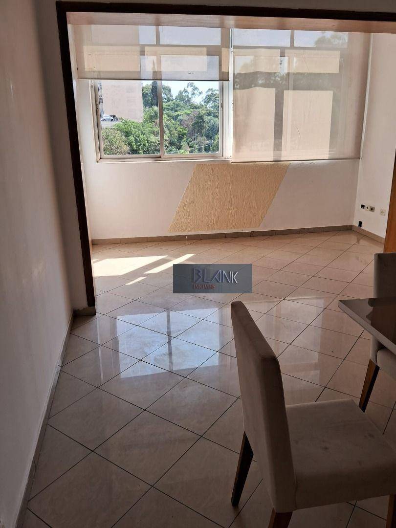 Apartamento à venda com 4 quartos, 117m² - Foto 2