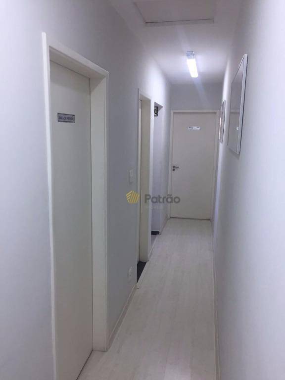 Sobrado à venda com 4 quartos, 250m² - Foto 10