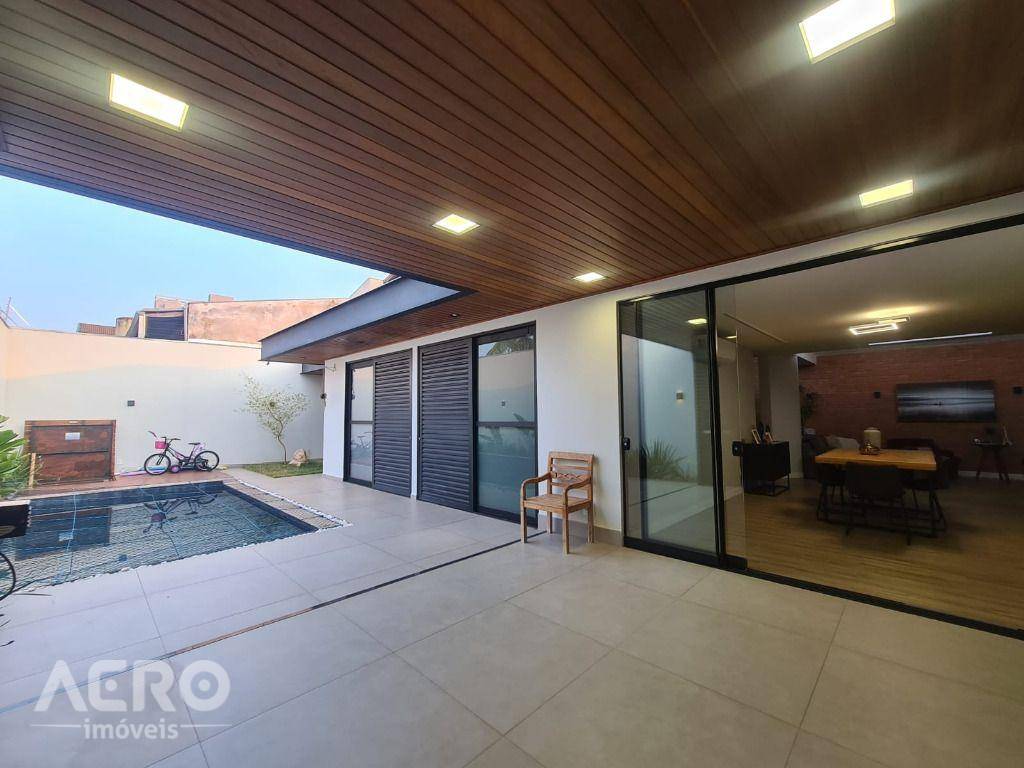 Casa à venda com 3 quartos, 252m² - Foto 37