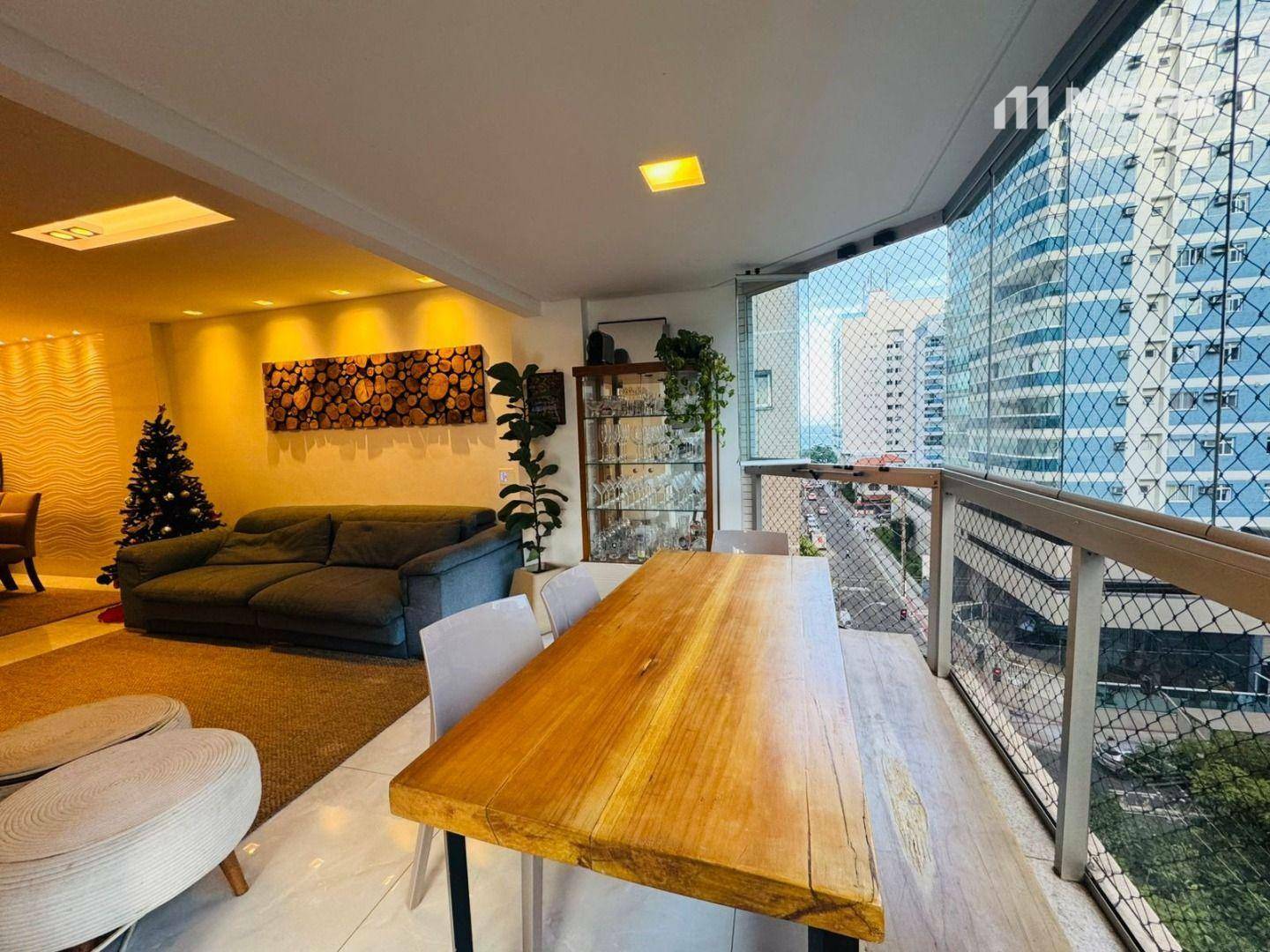 Apartamento à venda com 4 quartos, 220m² - Foto 6