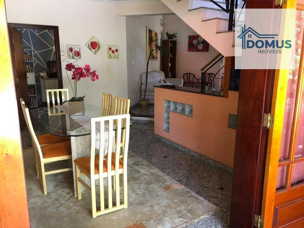 Sobrado à venda com 3 quartos, 308m² - Foto 8