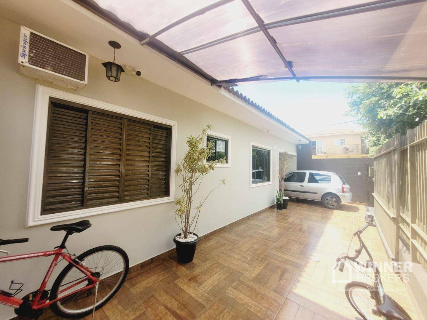 Casa à venda com 3 quartos, 100m² - Foto 2