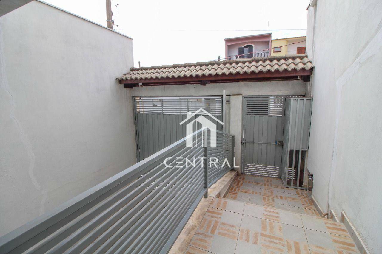 Casa à venda com 3 quartos, 250m² - Foto 18