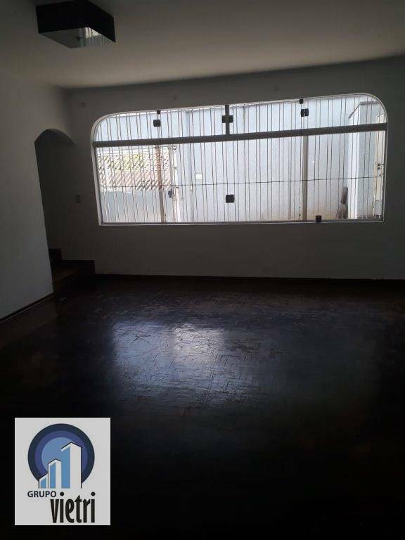 Sobrado à venda com 3 quartos, 200m² - Foto 24