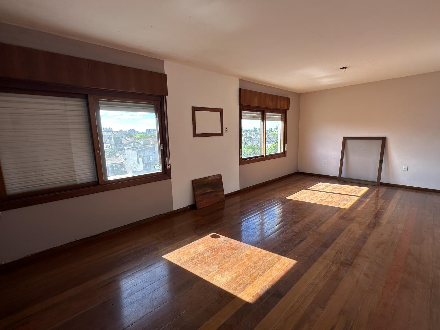 Apartamento à venda com 3 quartos, 155m² - Foto 4