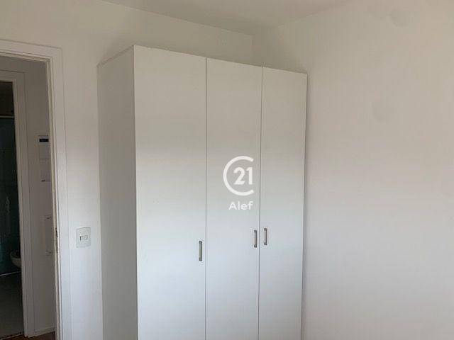 Apartamento à venda com 2 quartos, 69m² - Foto 30