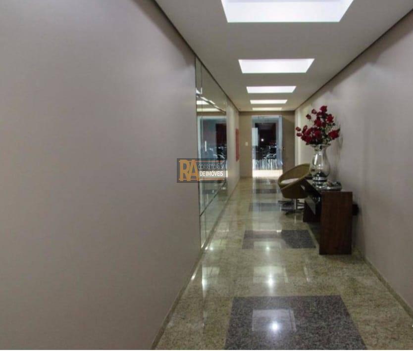 Apartamento à venda com 3 quartos, 181m² - Foto 5