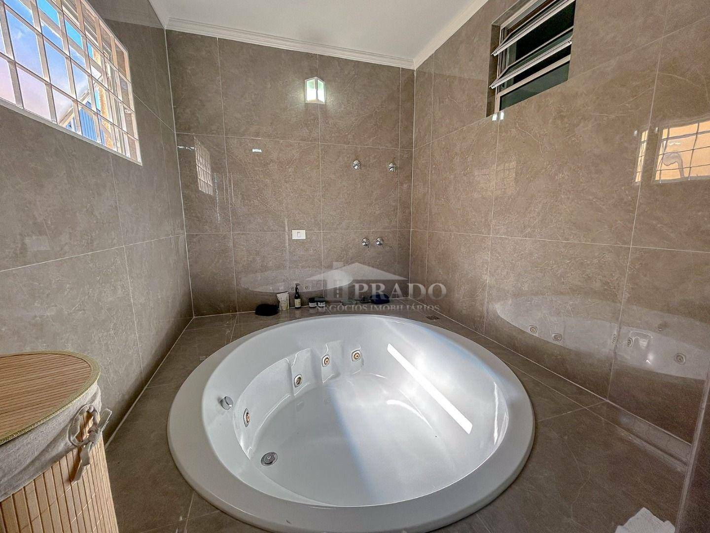 Chácara à venda com 4 quartos, 750m² - Foto 16