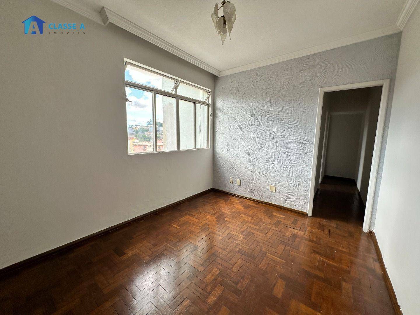 Apartamento à venda com 2 quartos, 58m² - Foto 2