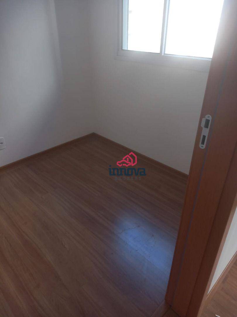 Apartamento à venda com 2 quartos, 37m² - Foto 7