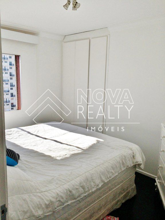 Apartamento à venda com 2 quartos, 80m² - Foto 4