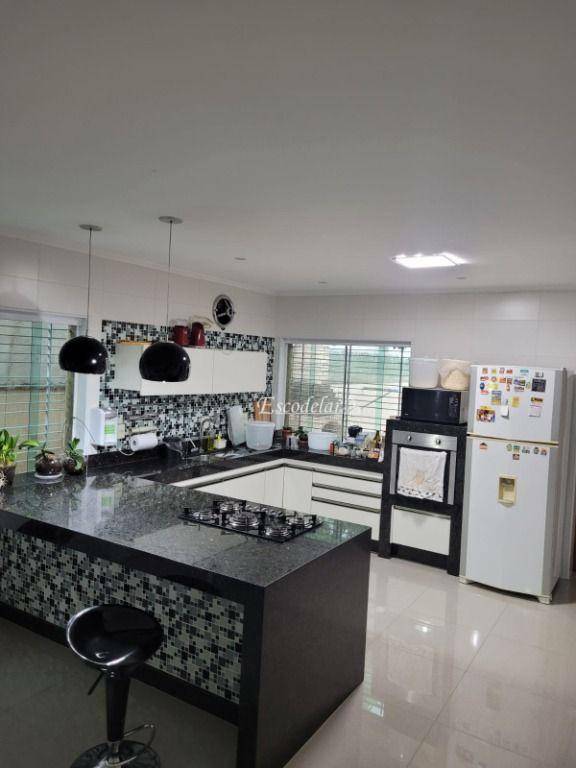 Casa à venda com 3 quartos, 279m² - Foto 9