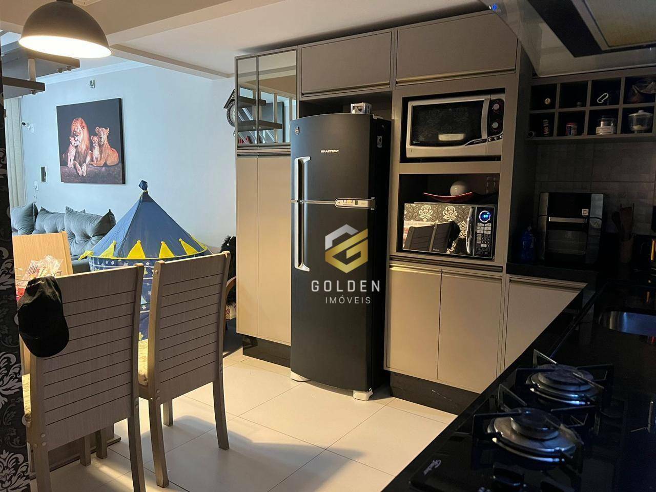 Sobrado à venda com 2 quartos, 61m² - Foto 1