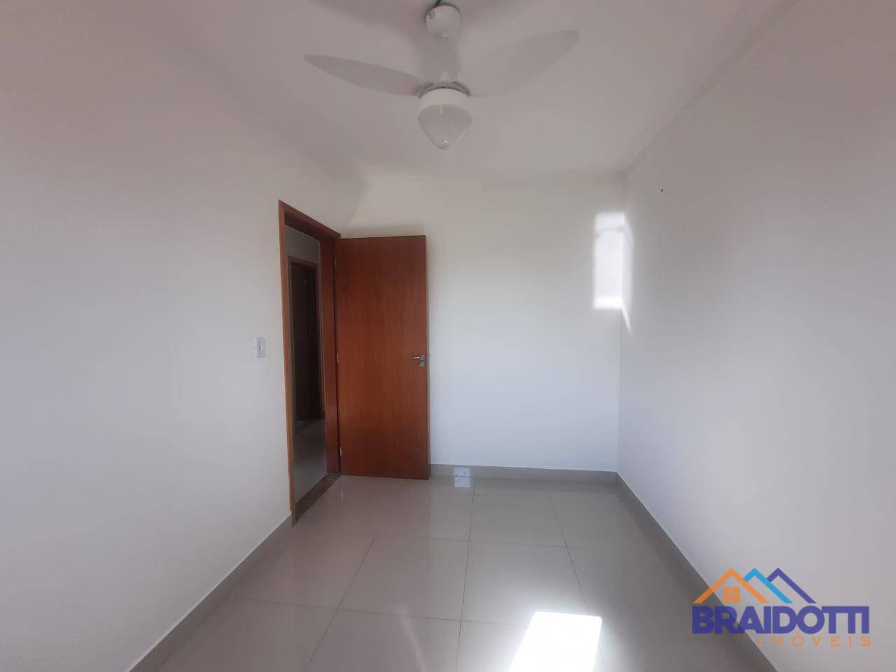 Apartamento à venda com 2 quartos, 58m² - Foto 23